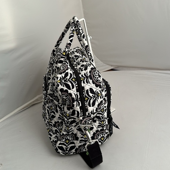 Vera Bradley iconic Weekender travel bag in black white Fanfare multicolor print - Picture 4 of 12